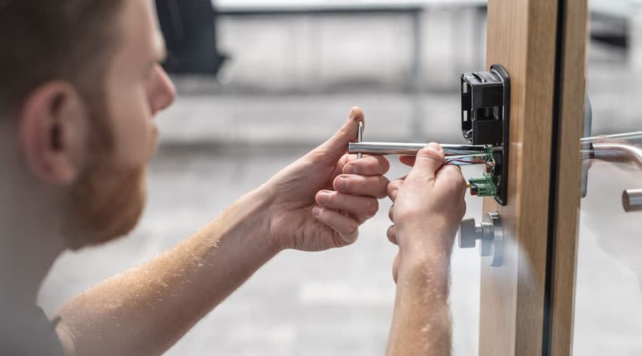 Access Control Installer Uxbridge {{brizy_dc_image_alt imageSrc=